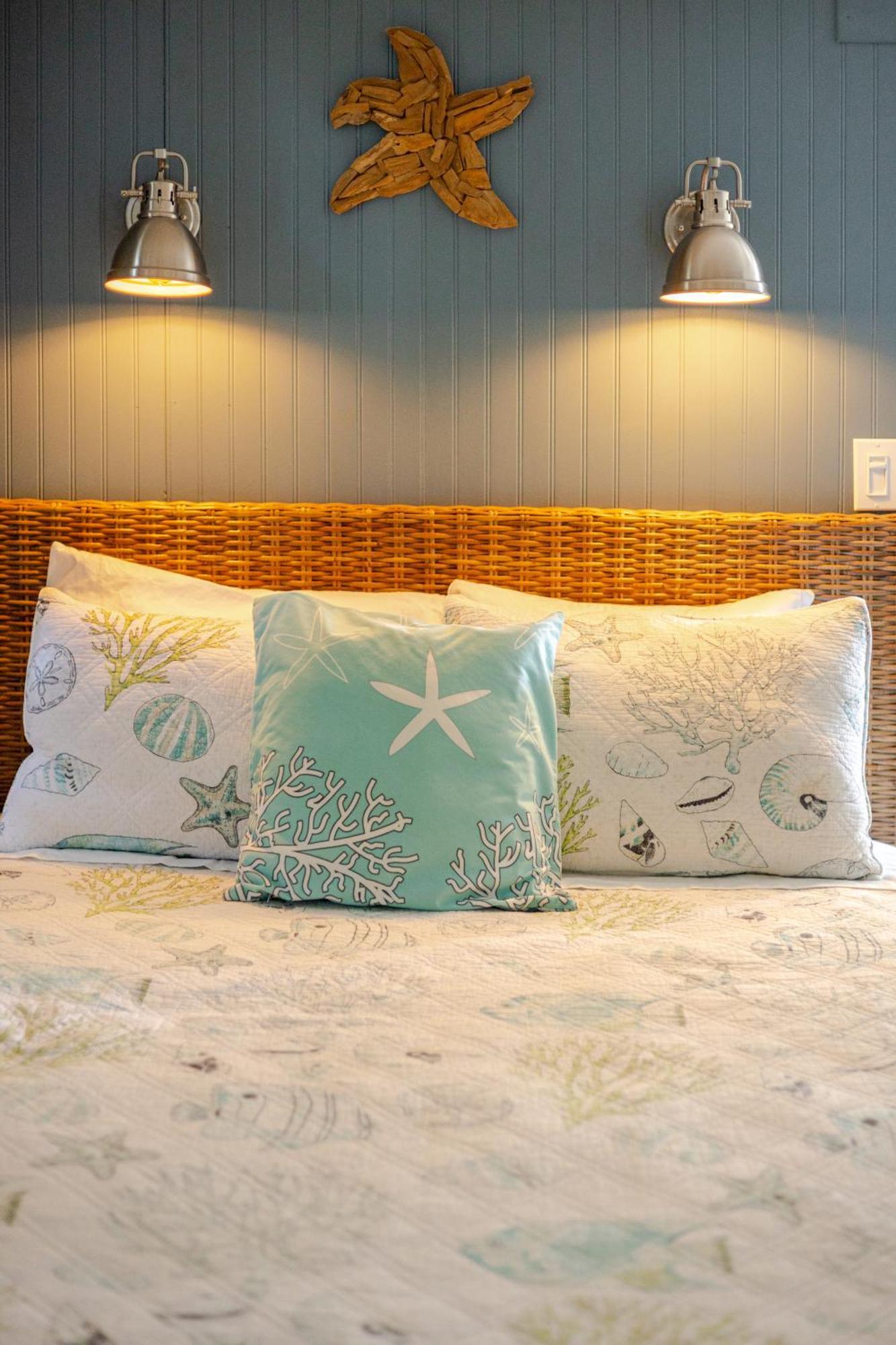 Enchanted Cottages By The Sea Seaview Ngoại thất bức ảnh